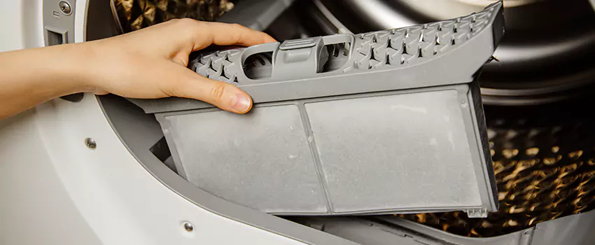 Signs Of A Clogged Dryer Lint Trap in Woodhaven, New York